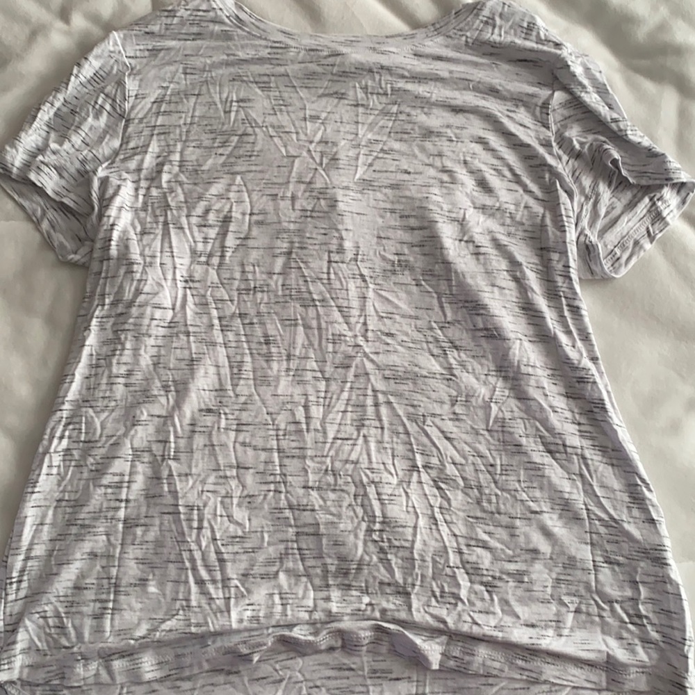 White tee shirt